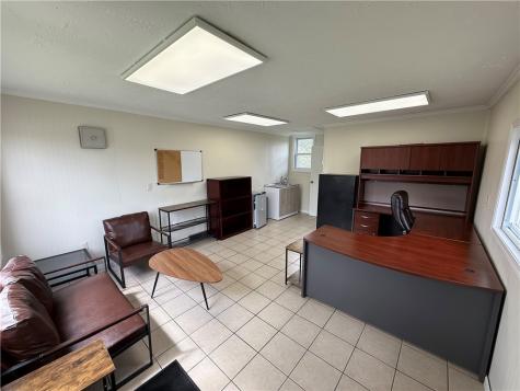 111 Steubenville Pike Hanover Township PA 15021