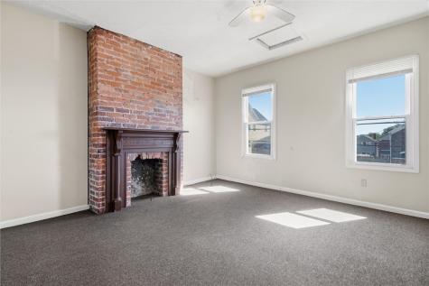 80 Mckinnie Avenue Mckees Rocks PA 15136