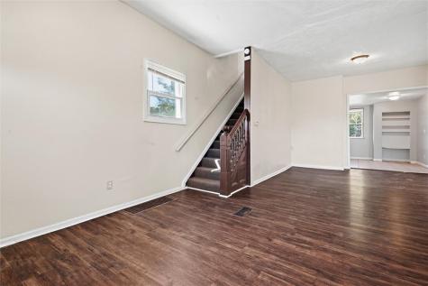 80 Mckinnie Avenue Mckees Rocks PA 15136