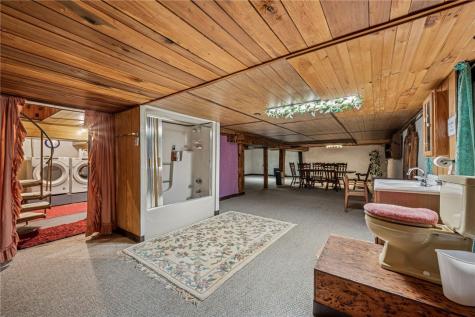 608 N Chestnut Street Derry Boro PA 15627