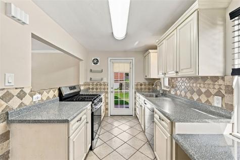 2452 Hayson Avenue Banksville/westwood PA 15220