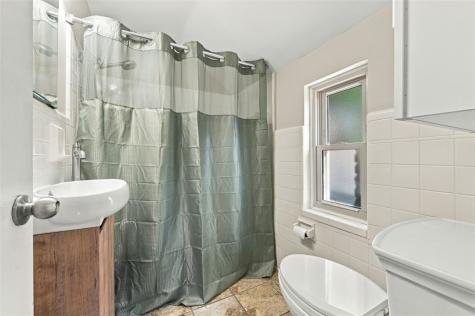 2452 Hayson Avenue Banksville/westwood PA 15220