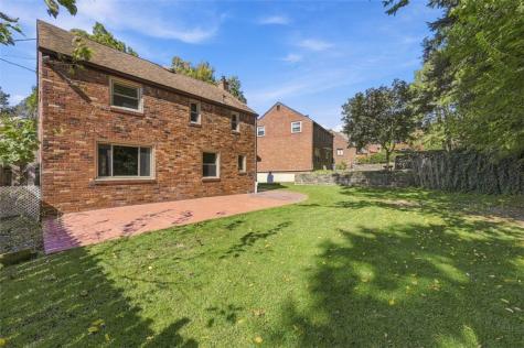 2452 Hayson Avenue Banksville/westwood PA 15220