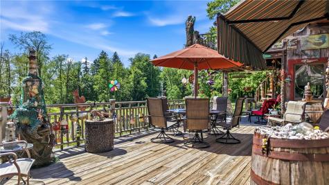 4621 E Lake Road Shenango PA 16134