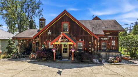 4621 E Lake Road Shenango PA 16134
