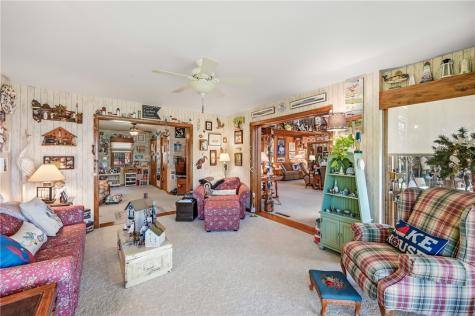 4621 E Lake Road Shenango PA 16134
