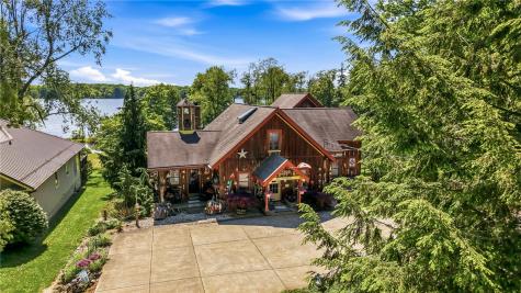 4621 E Lake Road Shenango PA 16134