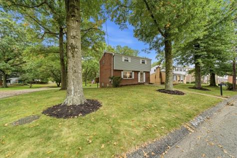 1015 Evergreen Drive Penn Hills PA 15235