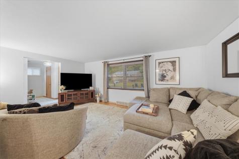 1015 Evergreen Drive Penn Hills PA 15235