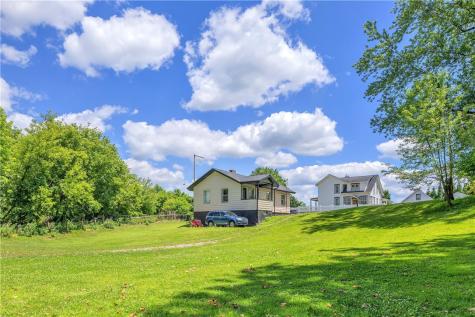 1747 Galilee Road Wampum PA 16157