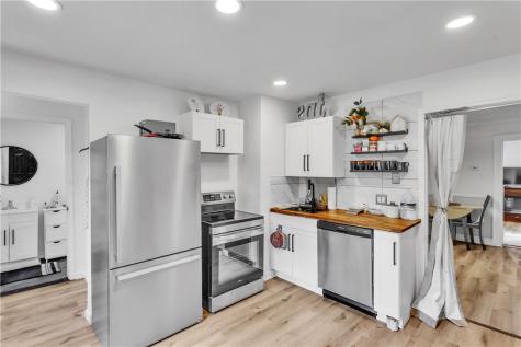 1747 Galilee Road Wampum PA 16157