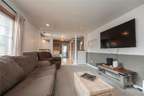 104 Murrysville Road Level Green PA 15085