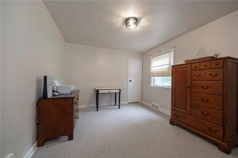 104 Murrysville Road Level Green PA 15085