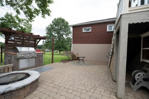 104 Murrysville Road Level Green PA 15085