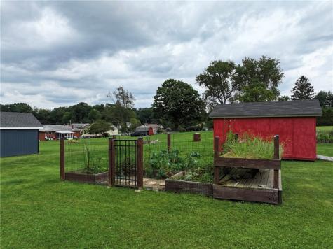 104 Murrysville Road Level Green PA 15085