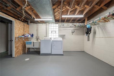 104 Murrysville Road Level Green PA 15085