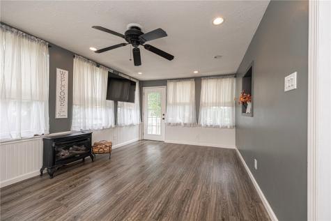 104 Murrysville Road Level Green PA 15085
