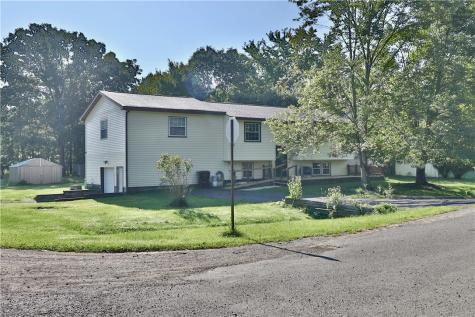 19 N 26th Street Pymatuning Township PA 16125