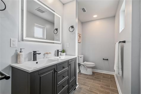 4542 Friendship Avenue Bloomfield PA 15224