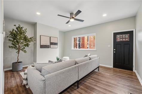 4542 Friendship Avenue Bloomfield PA 15224