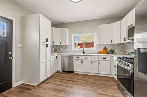 4542 Friendship Avenue Bloomfield PA 15224
