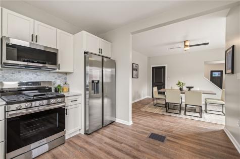 4542 Friendship Avenue Bloomfield PA 15224