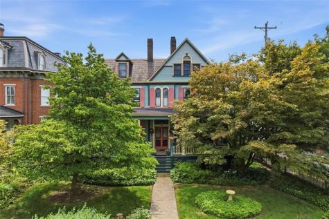 402 Peebles Street Sewickley PA 15143
