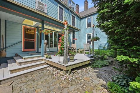 402 Peebles Street Sewickley PA 15143
