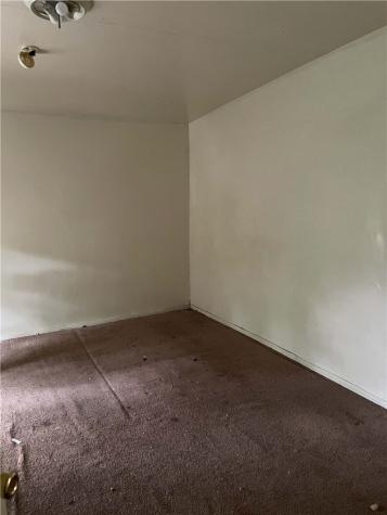 132 Leneake Wilkins Township PA 15145