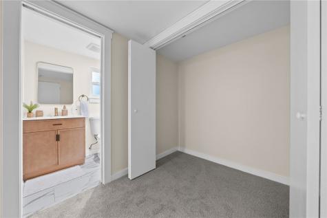 232 Sharon Drive Forest Hills Boro PA 15221