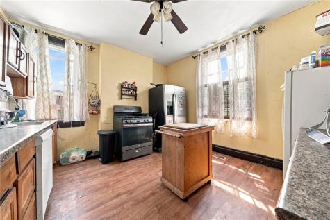 32 Brown Street Brownsville PA 15417