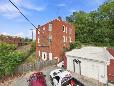 32 Brown Street Brownsville PA 15417
