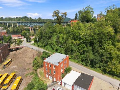 32 Brown Street Brownsville PA 15417