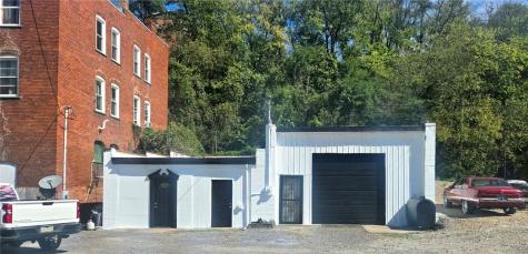 32 Brown Street Brownsville PA 15417