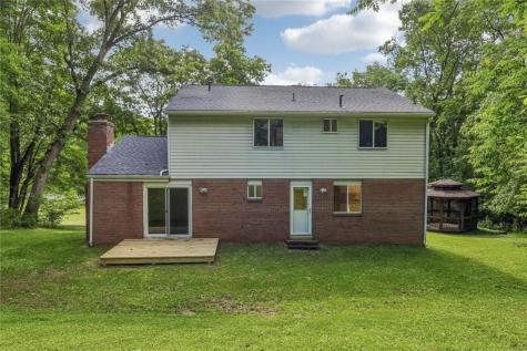 512 Hanover Kendall Hanover Township PA 15050