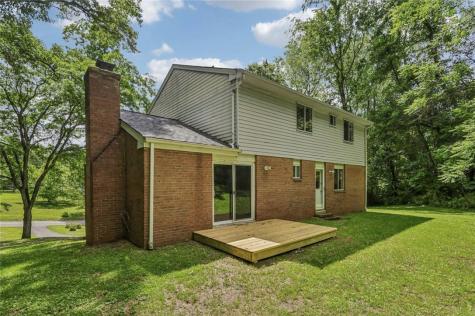 512 Hanover Kendall Hanover Township PA 15050