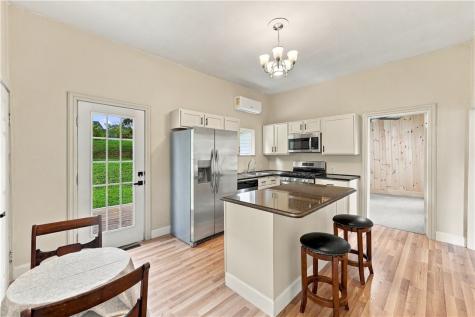 141 Pierce Avenue Sharpsville PA 16150