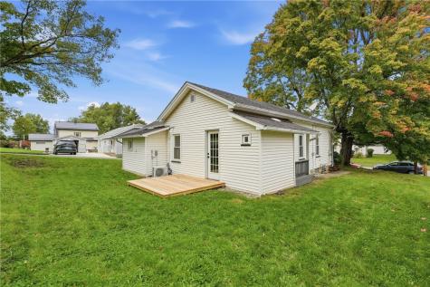 141 Pierce Avenue Sharpsville PA 16150