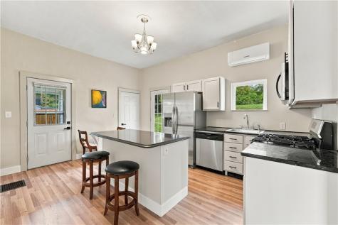 141 Pierce Avenue Sharpsville PA 16150