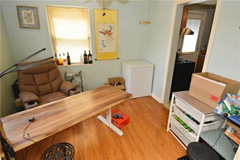 1056 Lindberg Avenue Lincoln Place PA 15120