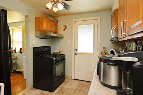 1056 Lindberg Avenue Lincoln Place PA 15120