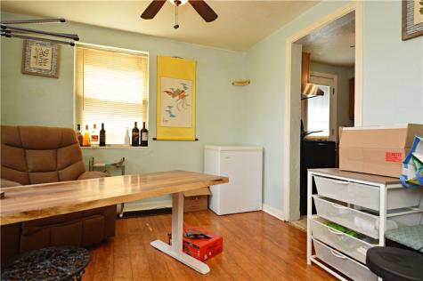 1056 Lindberg Avenue Lincoln Place PA 15120
