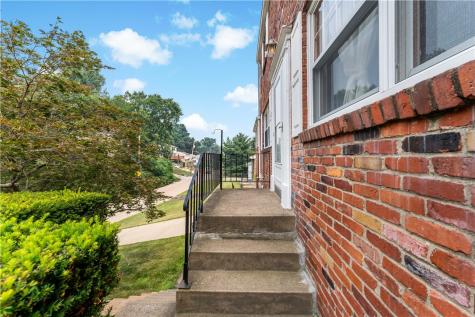 652 Fernhill Avenue Brookline PA 15226
