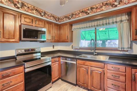 2527 7th Avenue Beaver Falls PA 15010