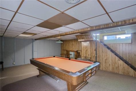 2527 7th Avenue Beaver Falls PA 15010