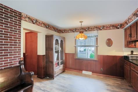 2527 7th Avenue Beaver Falls PA 15010