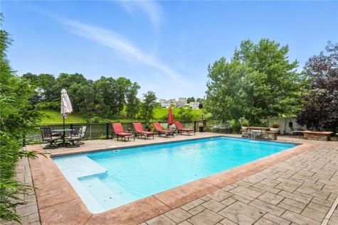 30 Trotter Lane Findlay Township PA 15026