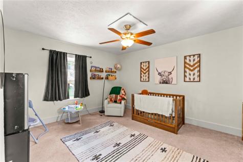 259 Cherry Avenue Houston PA 15342