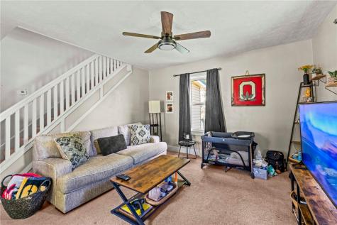 259 Cherry Avenue Houston PA 15342