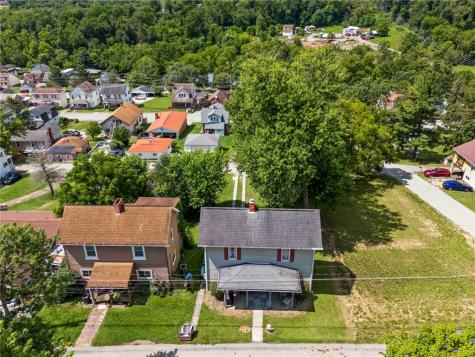 259 Cherry Avenue Houston PA 15342